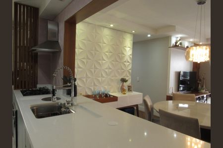 Apartamento à venda com 83m², 3 quartos e 2 vagasCozinha