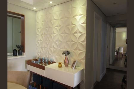 Apartamento à venda com 83m², 3 quartos e 2 vagasCorredor