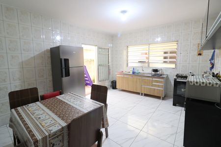 Casa à venda com 125m², 4 quartos e 2 vagasCozinha