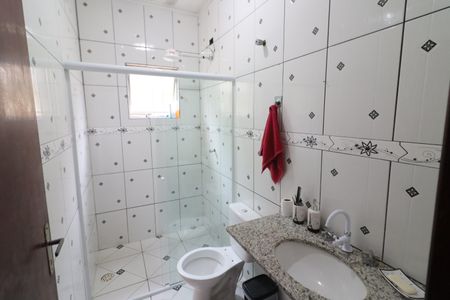 Casa à venda com 125m², 4 quartos e 2 vagasBanheiro 3