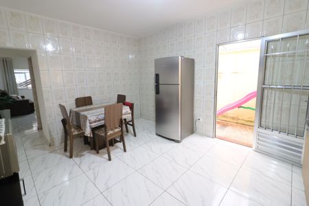 Casa à venda com 125m², 4 quartos e 2 vagasCozinha