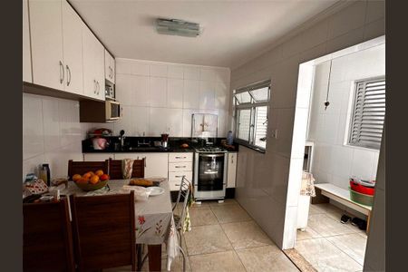 Casa à venda com 3 quartos, 150m² em Jardim Brasil (Zona Norte), São Paulo