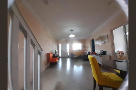 Casa à venda com 3 quartos, 200m² em Vila Brasilio Machado, São Paulo