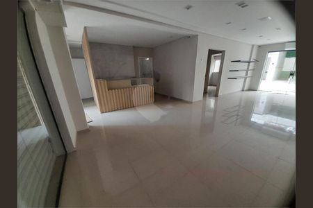 Casa à venda com 180m², 2 quartos e 3 vagas
