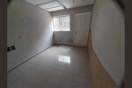 Casa à venda com 180m², 2 quartos e 3 vagas