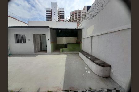 Casa à venda com 180m², 2 quartos e 3 vagas