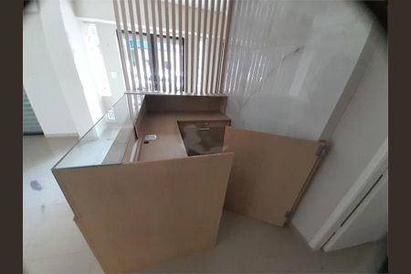 Casa à venda com 180m², 2 quartos e 3 vagas