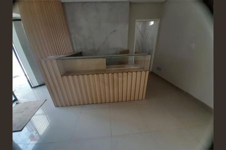 Casa à venda com 180m², 2 quartos e 3 vagas