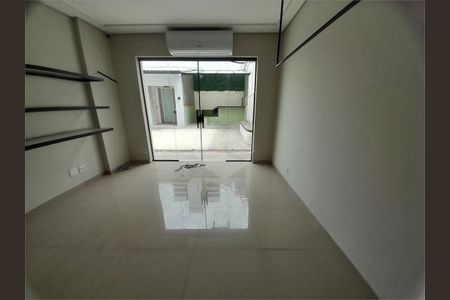 Casa à venda com 180m², 2 quartos e 3 vagas