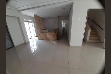 Casa à venda com 180m², 2 quartos e 3 vagas