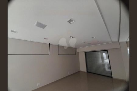 Casa à venda com 2 quartos, 180m² em Indianópolis, São Paulo