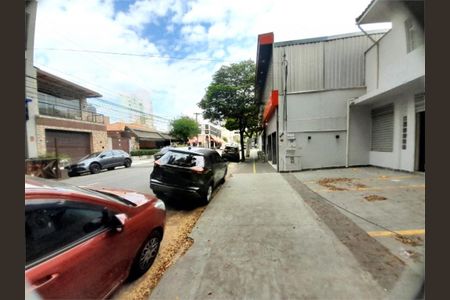 Casa à venda com 180m², 2 quartos e 3 vagas