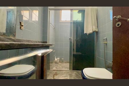 Apartamento à venda com 189m², 4 quartos e 2 vagas Apartamento à venda com 189m², 4 quartos e 2 vagasBanheiro