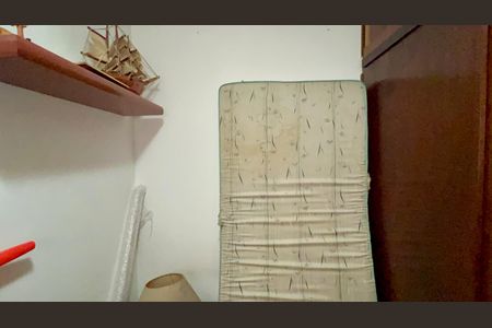 Apartamento à venda com 189m², 4 quartos e 2 vagas Apartamento à venda com 189m², 4 quartos e 2 vagasQuarto 1