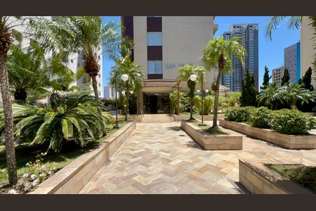 Apartamento à venda com 189m², 4 quartos e 2 vagas Apartamento à venda com 189m², 4 quartos e 2 vagasFachada do bloco