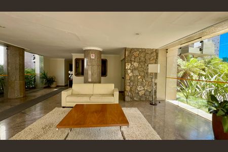 Apartamento à venda com 189m², 4 quartos e 2 vagas Apartamento à venda com 189m², 4 quartos e 2 vagasÁrea comum