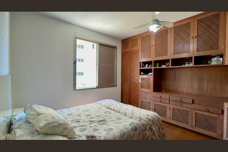 Apartamento à venda com 189m², 4 quartos e 2 vagas Apartamento à venda com 189m², 4 quartos e 2 vagasQuarto 3