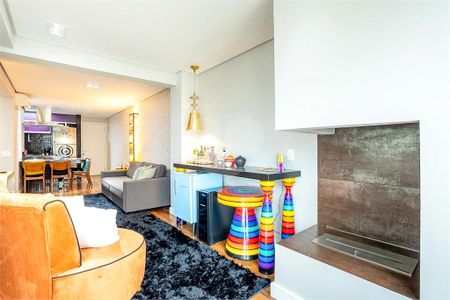 Apartamento à venda com 2 quartos, 66m² em Vila Olímpia, São Paulo