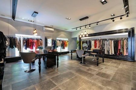 Casa à venda com 1 quarto, 350m² em Vila Nova Conceição, São Paulo