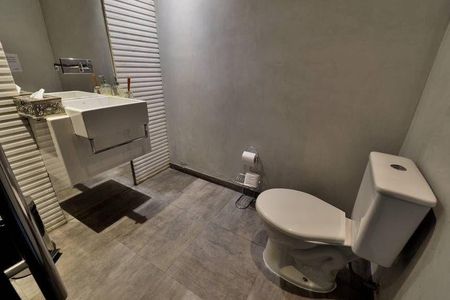 Casa à venda com 1 quarto, 350m² em Vila Nova Conceição, São Paulo