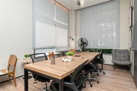 Apartamento à venda com 2 quartos, 72m² em Vila Dom Pedro I, São Paulo