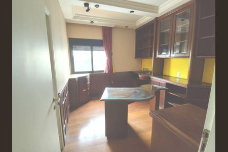 Apartamento à venda com 192m², 3 quartos e sem vaga