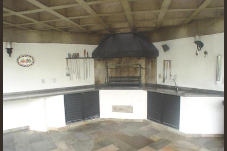 Apartamento à venda com 192m², 3 quartos e sem vaga