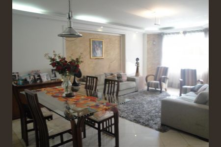 Casa à venda com 5 quartos, 719m² em Vila Bonilha, São Paulo