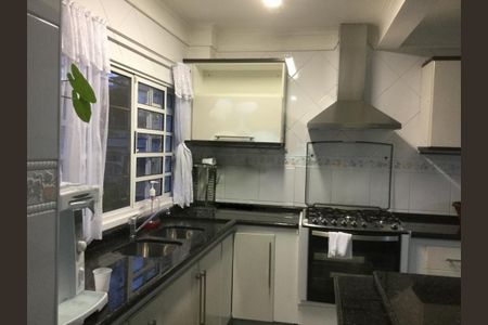 Casa à venda com 719m², 5 quartos e 5 vagas