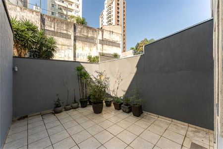 Casa à venda com 3 quartos, 172m² em Vila Romana, São Paulo