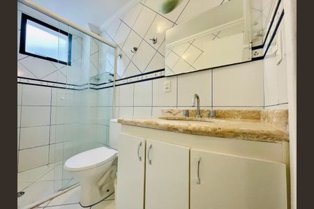 Apartamento à venda com 74m², 2 quartos e 1 vagaBanheiro 1