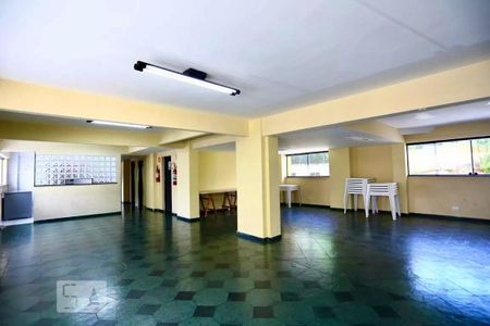 Apartamento à venda com 74m², 2 quartos e 1 vagaÁrea comum