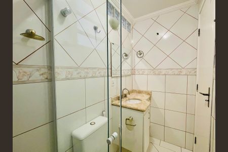 Apartamento à venda com 74m², 2 quartos e 1 vagaBanheiro 2