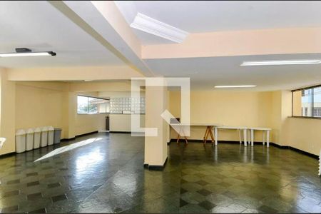 Apartamento à venda com 74m², 2 quartos e 1 vagaÁrea comum