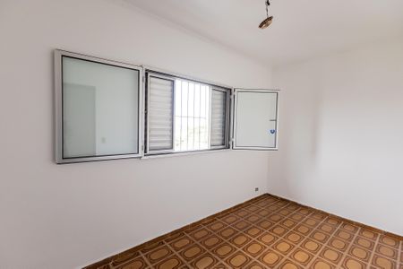 Casa à venda com 106m², 4 quartos e 2 vagasQuarto 3