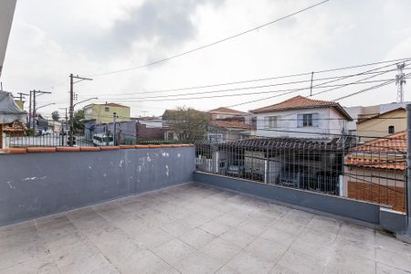 Casa à venda com 106m², 4 quartos e 2 vagasVaranda quarto 2