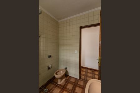 Casa à venda com 106m², 4 quartos e 2 vagasBanheiro Social 2