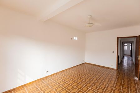 Casa à venda com 106m², 4 quartos e 2 vagasQuarto 2