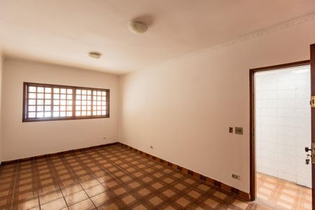 Casa à venda com 106m², 4 quartos e 2 vagasSala