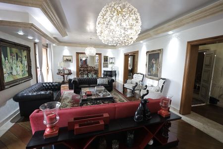 Apartamento à venda com 440m², 5 quartos e 4 vagasSala