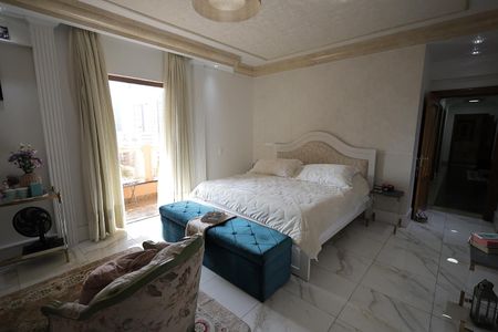 Apartamento à venda com 440m², 5 quartos e 4 vagasSuíte 2