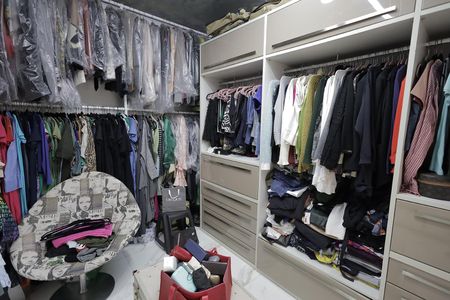 Apartamento à venda com 440m², 5 quartos e 4 vagasCloset Suíte 4