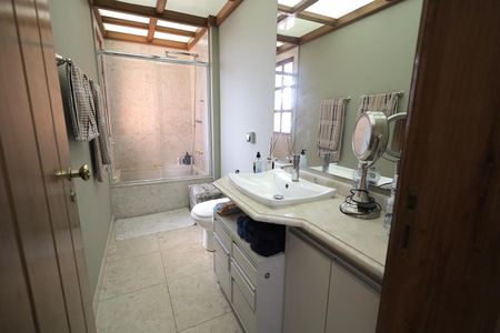 Apartamento à venda com 440m², 5 quartos e 4 vagasBanheiro Suíte 3