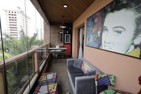 Apartamento à venda com 440m², 5 quartos e 4 vagasSacada