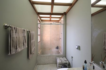 Apartamento à venda com 440m², 5 quartos e 4 vagasBanheiro Suíte 3