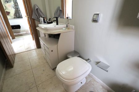 Apartamento à venda com 440m², 5 quartos e 4 vagasBanheiro Suíte 4