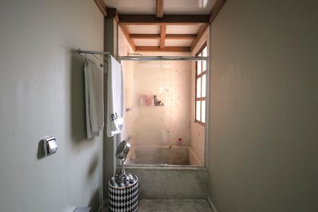 Apartamento à venda com 440m², 5 quartos e 4 vagasBanheiro Suíte 4