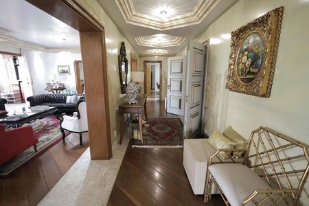 Apartamento à venda com 440m², 5 quartos e 4 vagasSaleta