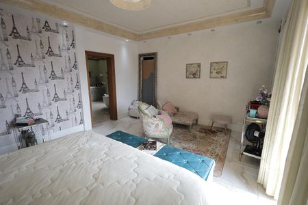Apartamento à venda com 440m², 5 quartos e 4 vagasSuíte 2