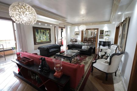 Apartamento à venda com 440m², 5 quartos e 4 vagasSala